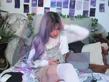 Cam4 Free Porn Cam of zoren333