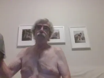 Cam4 Watch Live Sex Cams of CndNatTreasure