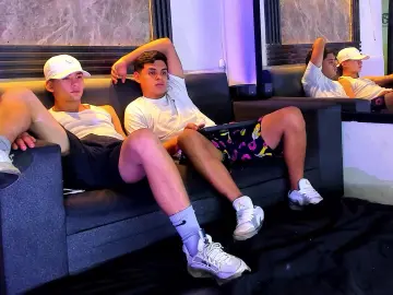 Cam4 Live Sex of LostresBigBoys