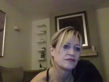 Cam4 Sex Chat of Milfshake227