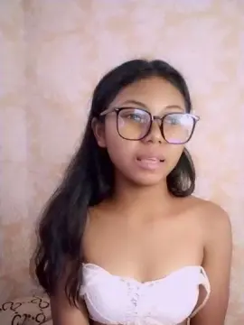 Cam4 Adult Video Chat of Maella2