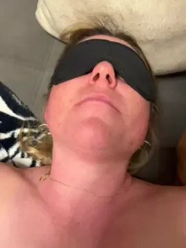 Cam4 Watch Live Sex Cams of derg4