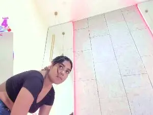 Cam4 Watch Live Sex Cams of anaelle_bardinn