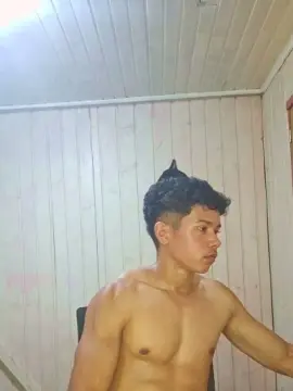 Cam4 Adult Video Chat of IsaacVnz