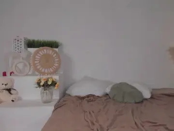 Cam4 Free Porn Cam of luci_cute_