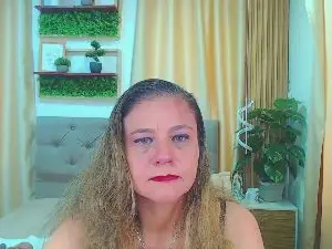 Cam4 Watch Live Sex Cams of sasi_luna