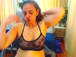 Cam4 Watch Live Sex Cams of sasi_luna