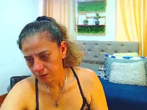 Cam4 Watch Live Sex Cams of sasi_luna