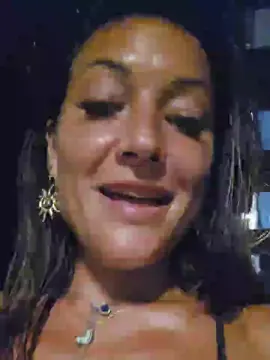 Cam4 Live Sex Cam of Lindamenda33