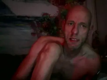 Cam4 Free Live Porn of darkcore81