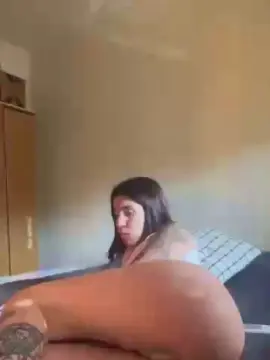 Cam4 Private Sex Chat of mad_hot97