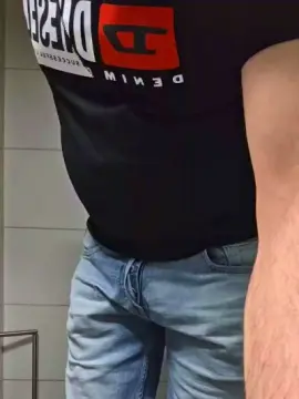 Cam4 Live Sex of Doperman