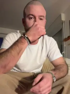 Cam4 Watch Live Sex Cams of Kenzo_divaio