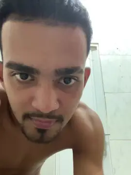 Cam4 Private Sex Chat of MoreninhoP021