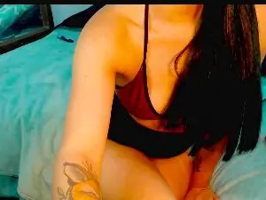 Cam4 Free Live Porn of dirtyhoney_88