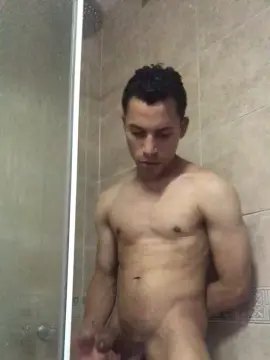 Cam4 Live Porn of pequeboy_hot