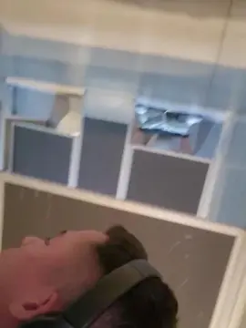 Cam4 Private Sex Chat of pequeboy_hot