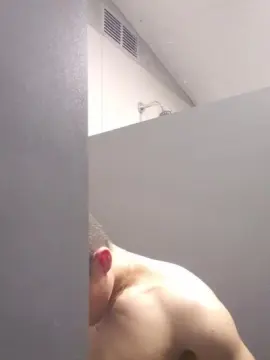 Cam4 Sex Cam of pequeboy_hot