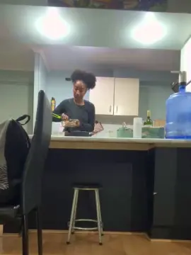 Cam4 Free Porn Cam of superkinghot