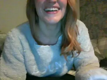 Cam4 Live Porn of PeachPudding