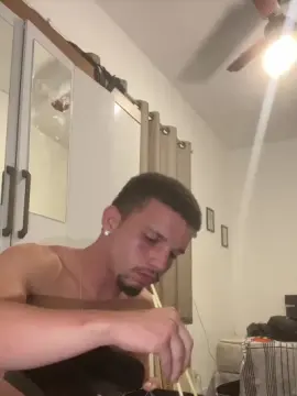 Cam4 Free Porn Cam of Mineirinhoatv