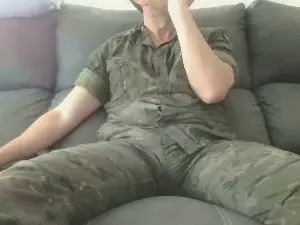 Cam4 Private Sex Chat of militar_guap
