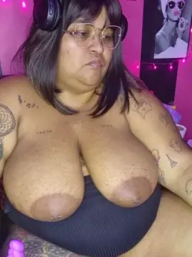 Cam4 Private Sex Chat of BlackQueen1992