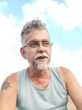 Cam4 Sex Chat of TomZyon