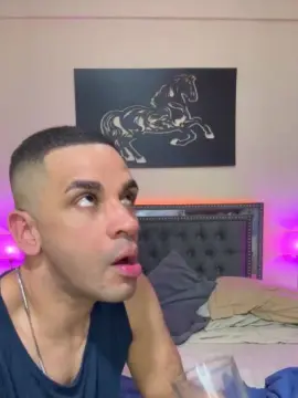 Cam4 Free Porn Cam of matiushott