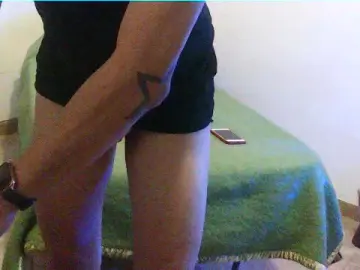 Cam4 Live Sex Cam of Elabahi69