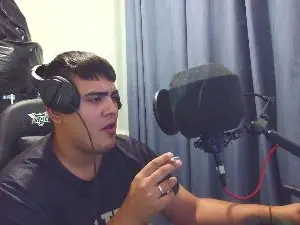 Cam4 Free Porn Cam of Reyhotfunny