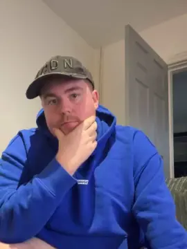 Cam4 Free Porn Cam of blueeyedboysexy