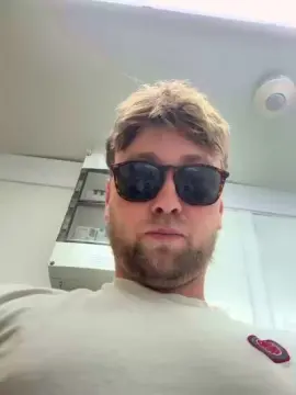 Cam4 Watch Live Sex Cams of geordieboy7