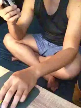 Cam4 Free Live Porn of Mobyo2