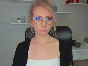 Cam4 Sex Chat of CinderellaMoon