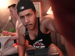 Cam4 Private Sex Chat of Misterjhons2