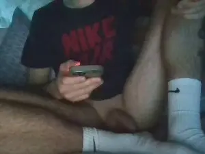 Cam4 Free Live Porn of tonnytonny1