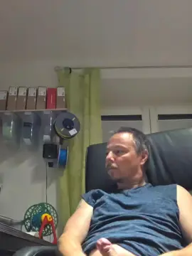 Cam4 Watch Live Sex Cams of Maxe26