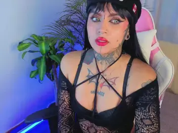 Cam4 Free Live Porn of Adamsniki