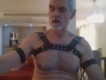 Cam4 Free Live Porn of tiote48