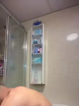 Cam4 Free Live Porn of Hotvan22