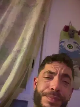 Cam4 Sex Cam of Hotvan22