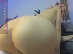 Cam4 Free Live Porn of Karina_Harris