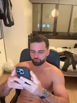 Cam4 Adult Video Chat of MitshCam