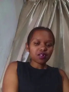 Cam4 Watch Live Sex Cams of gabrielie2