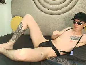 Cam4 Adult Webcam of Lio_____