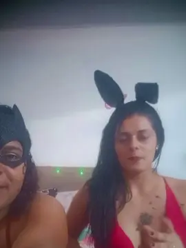 Cam4 Free Porn Cam of desirrehsexy2