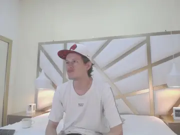 Cam4 Nude Webcam of Antony_King