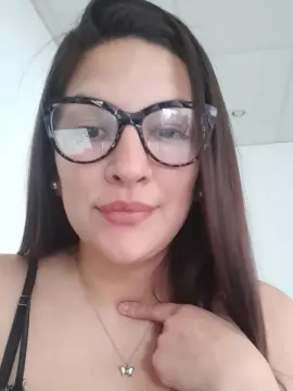 Cam4 Free Live Porn of Chinixri