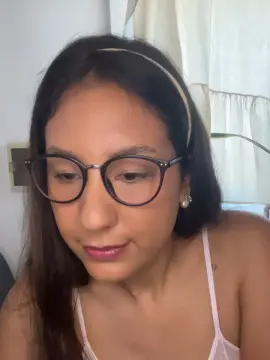 Cam4 Private Sex Chat of VICKIBABYY